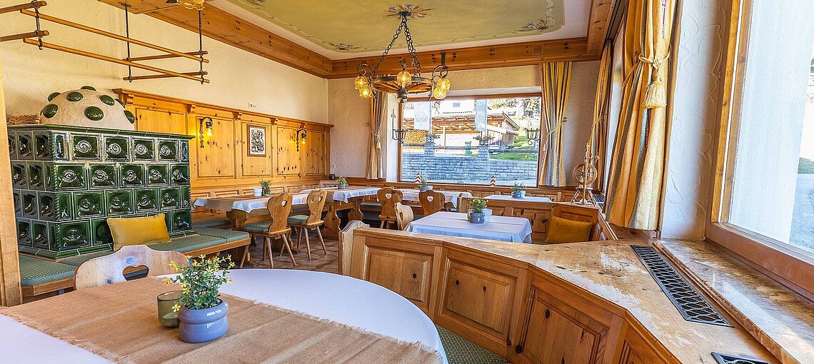 Traditional parlor at the Hotel Garni & Spa Ramsauhof