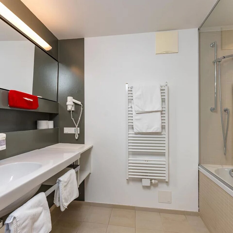 Ramsauhof double room Ritti's bathroom © Christine Höflehner